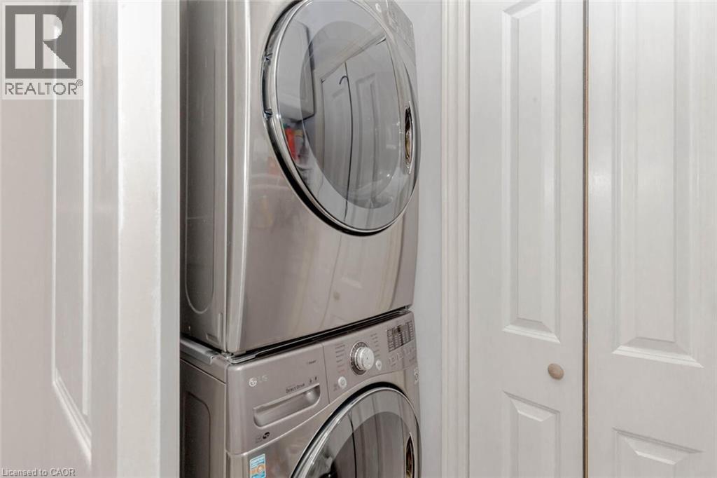 2224 Colonel William Parkway, Oakville, Ontario  L6M 0B6 - Photo 33 - 40720867