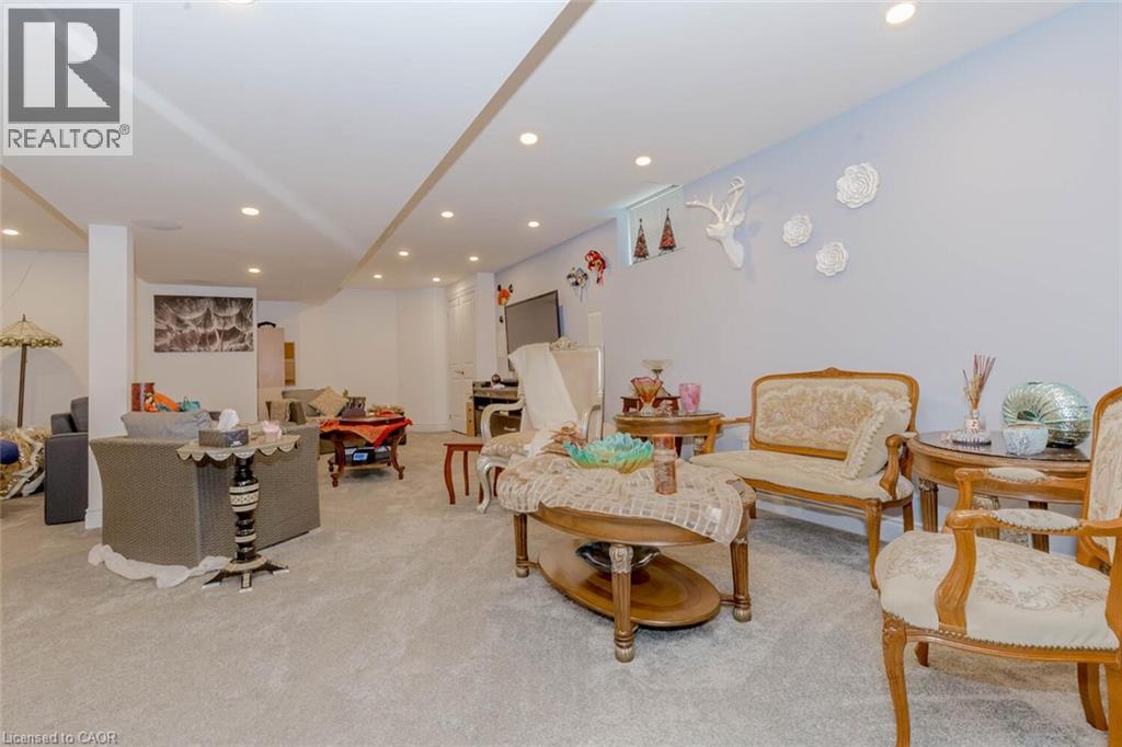 2224 Colonel William Parkway, Oakville, Ontario  L6M 0B6 - Photo 35 - 40720867