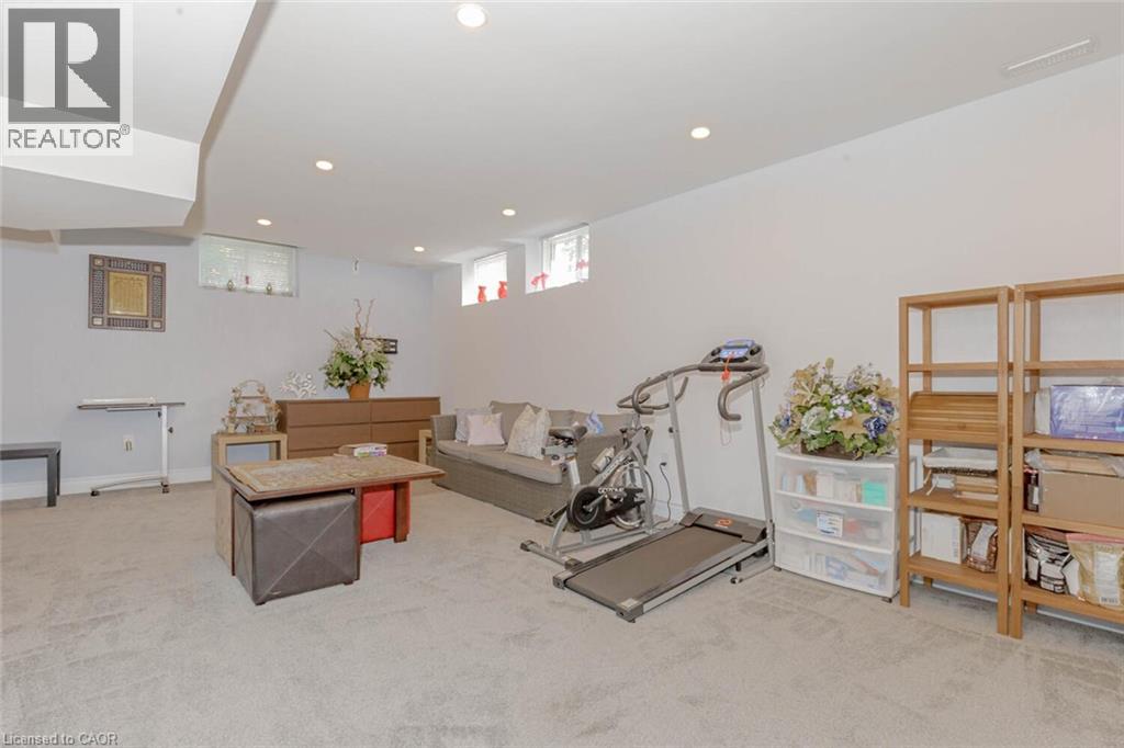 2224 Colonel William Parkway, Oakville, Ontario  L6M 0B6 - Photo 37 - 40720867