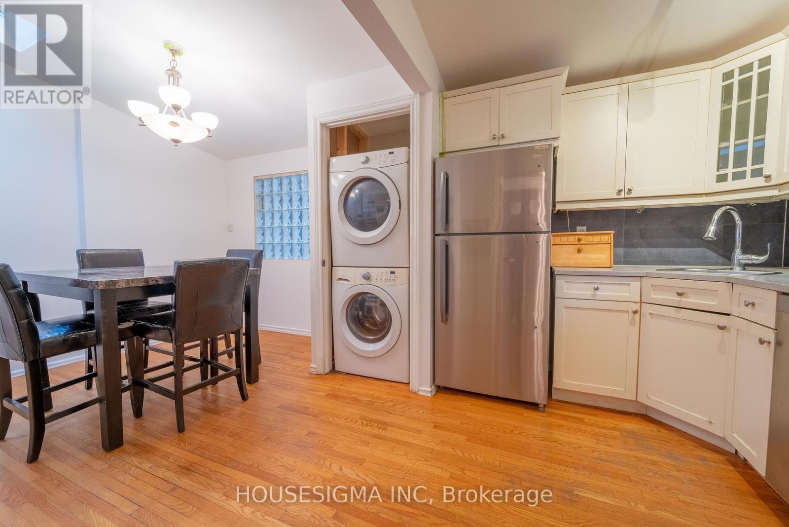 2335 Harding Road, Ottawa, Ontario  K1G 3B7 - Photo 4 - X12498416