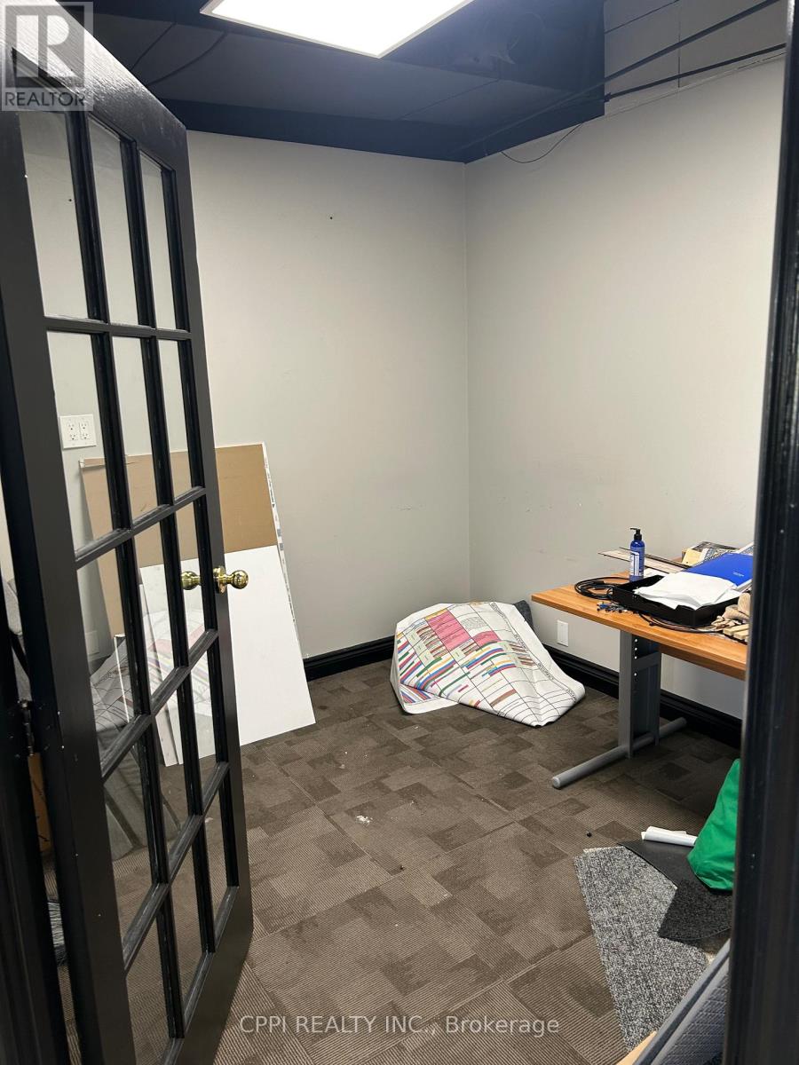 217 - 650 King Street E, Oshawa, Ontario  L1H 1G5 - Photo 8 - E12498414