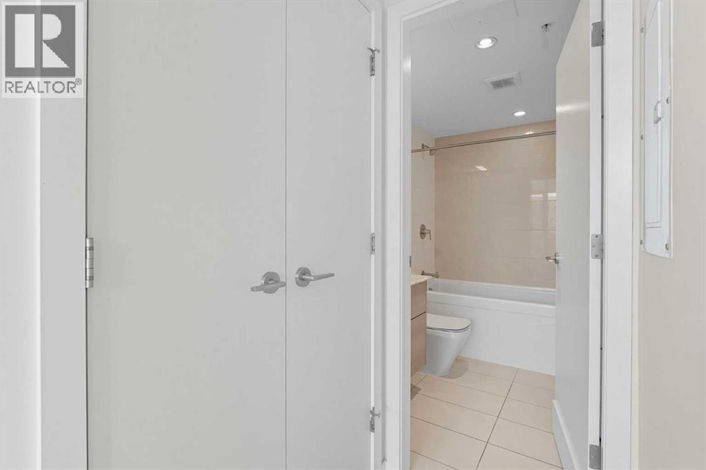 1007, 108 Waterfront Court Sw, Calgary, Alberta  T2P 1K7 - Photo 25 - A2262186