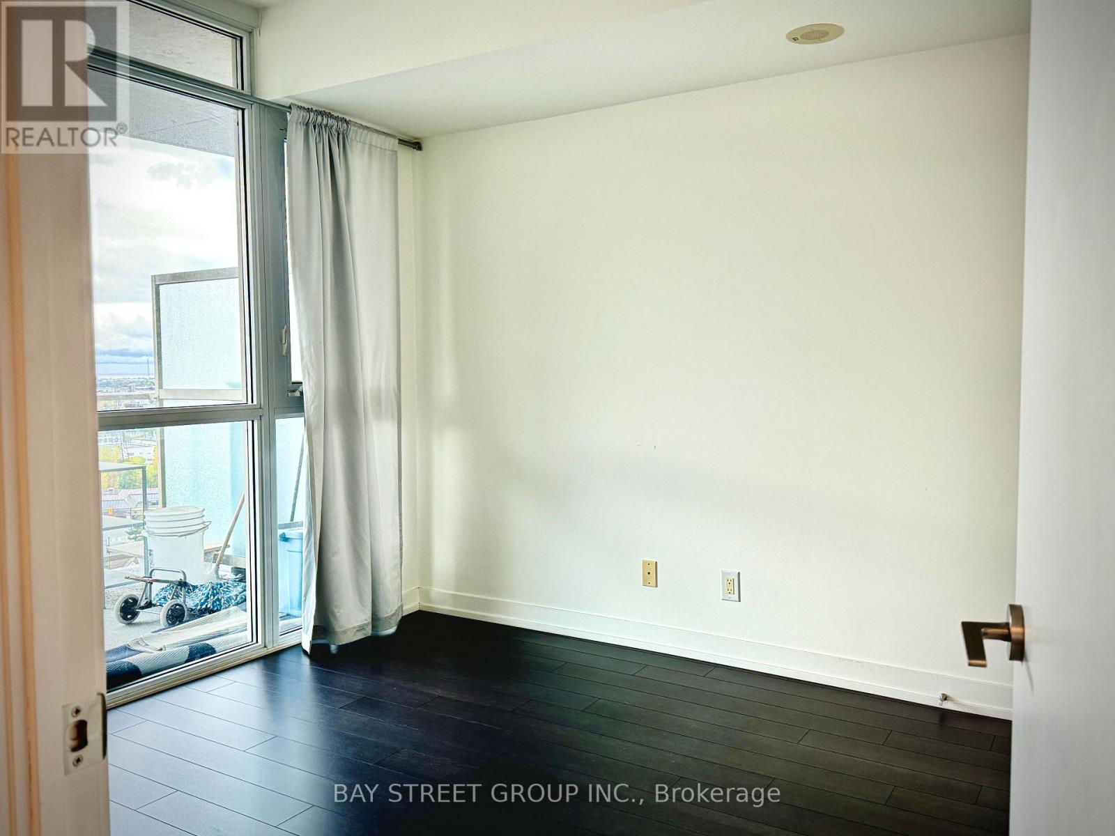 1107 - 5101 Dundas Street W, Toronto, Ontario  M9A 5G8 - Photo 13 - W12498422