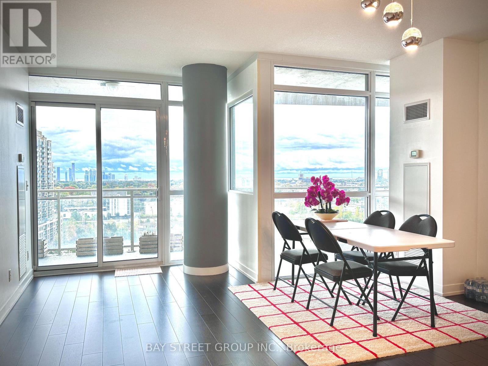 1107 - 5101 Dundas Street W, Toronto, Ontario  M9A 5G8 - Photo 5 - W12498422