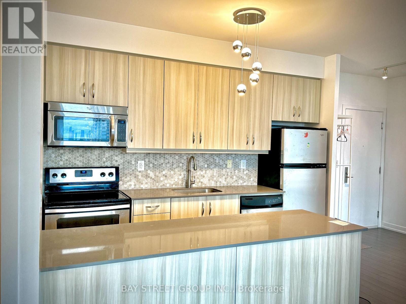 1107 - 5101 Dundas Street W, Toronto, Ontario  M9A 5G8 - Photo 7 - W12498422