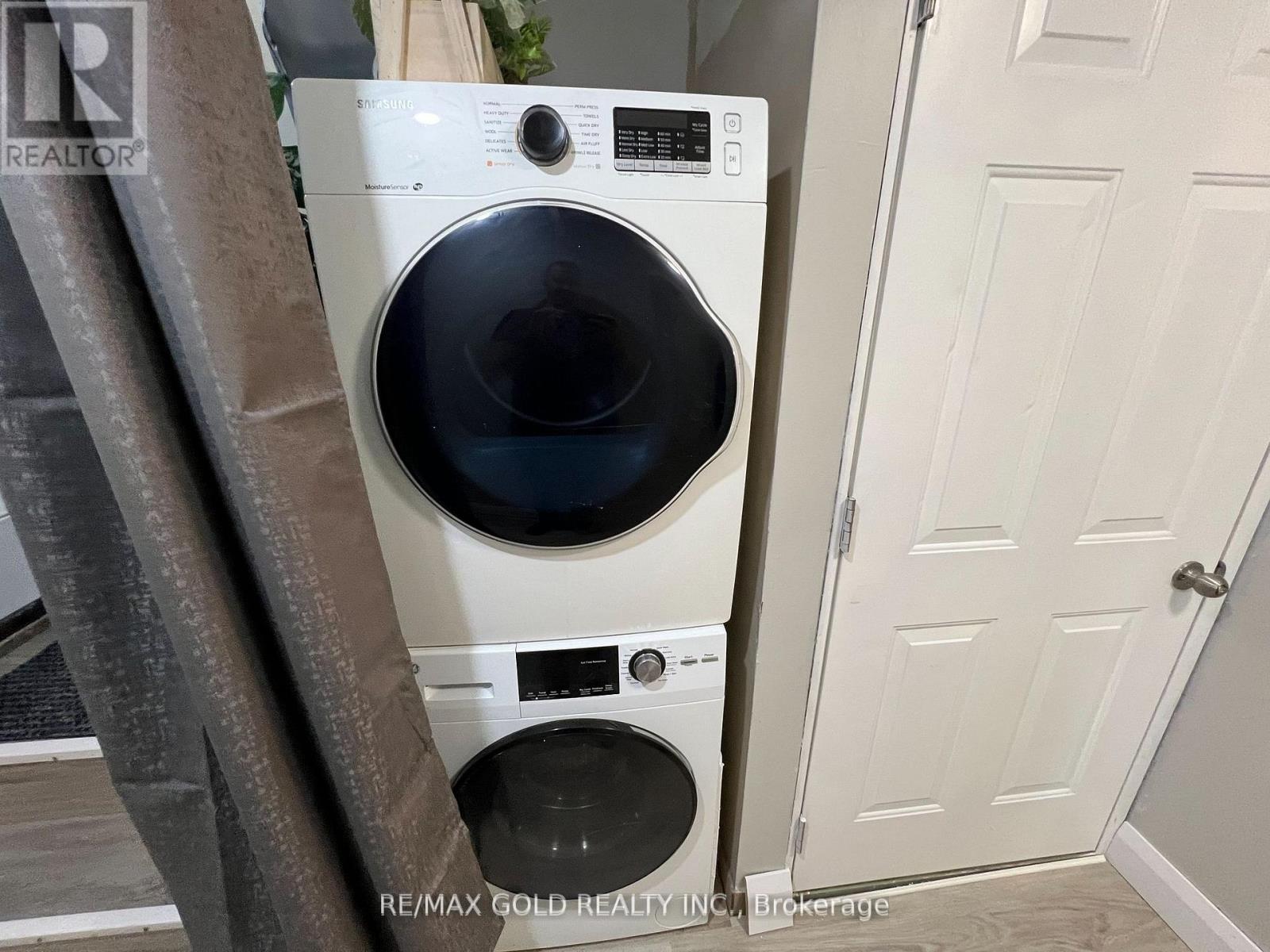 Lower - 156 Mooregate Crescent, Kitchener, Ontario  N2M 2G1 - Photo 24 - X12473375