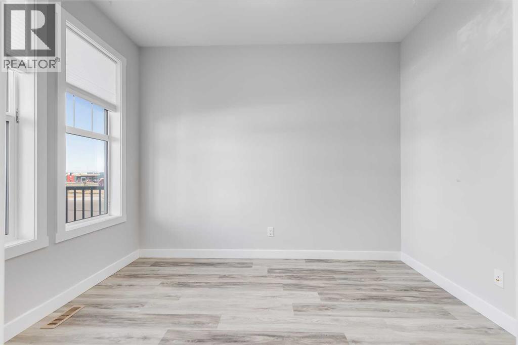461 South Point Glen Sw, Airdrie, Alberta  T4B 4L2 - Photo 8 - A2238876