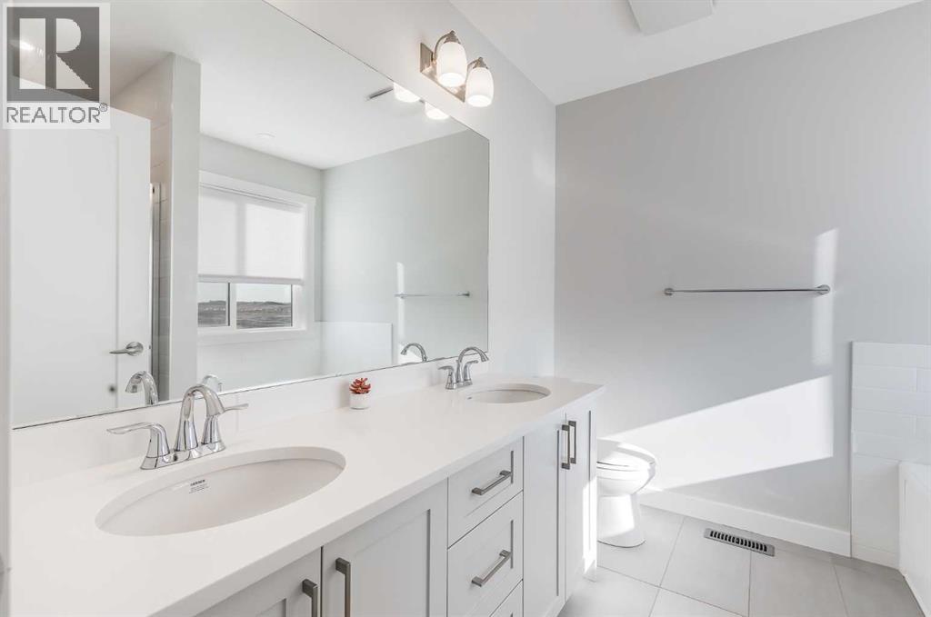 461 South Point Glen Sw, Airdrie, Alberta  T4B 4L2 - Photo 21 - A2238876