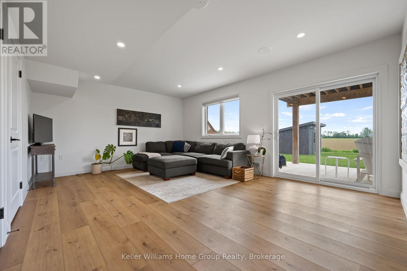 58 Rea Drive, Centre Wellington (Fergus), Ontario  N1M 0J1 - Photo 35 - X12498438