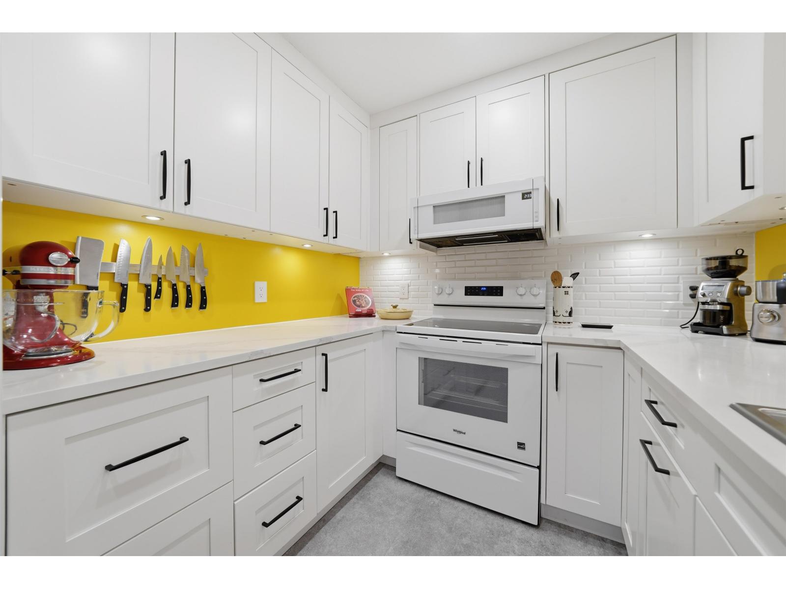 105 9767 140 Street, Surrey, British Columbia  V3T 5S4 - Photo 8 - R3063278