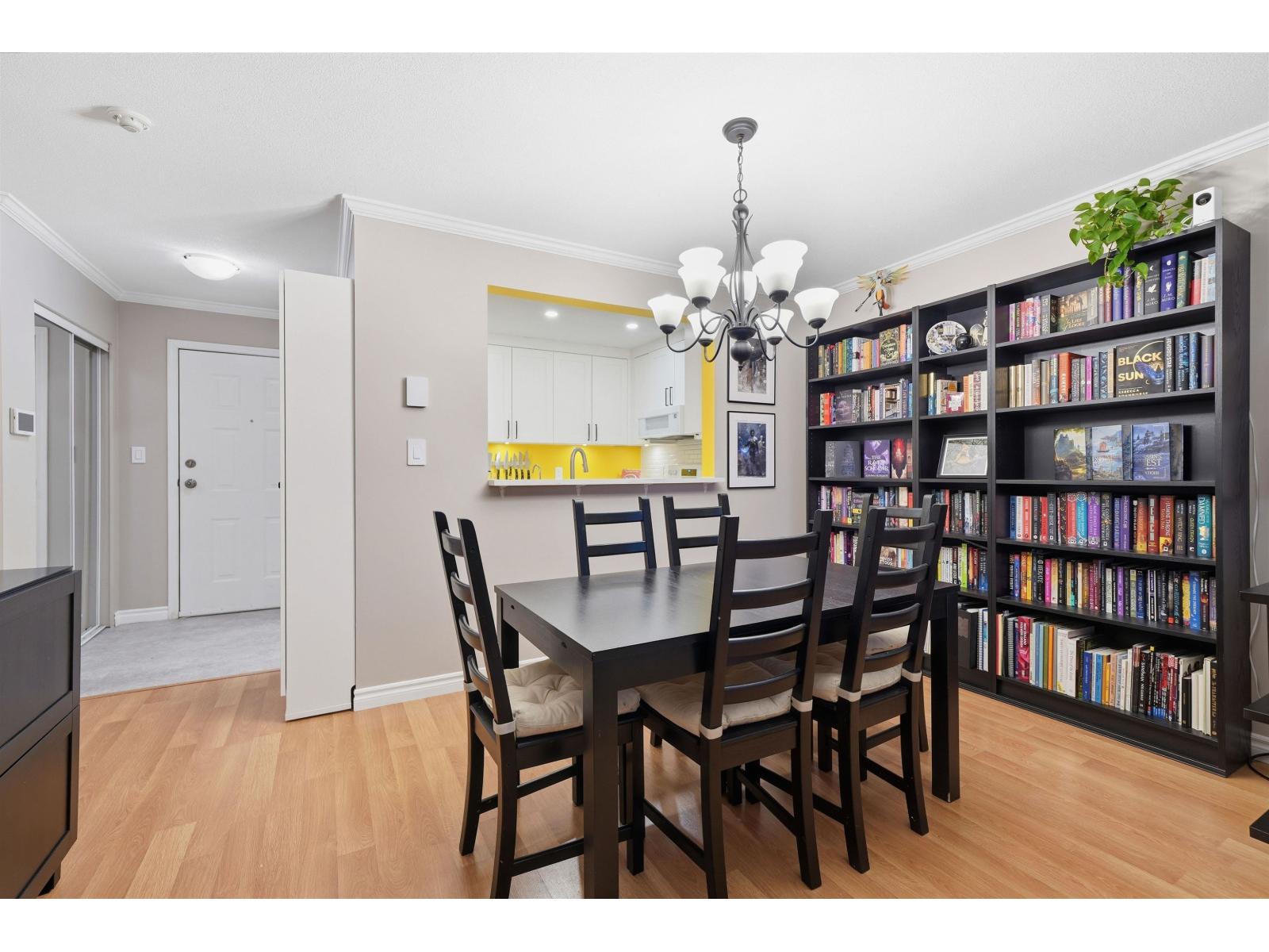 105 9767 140 Street, Surrey, British Columbia  V3T 5S4 - Photo 4 - R3063278