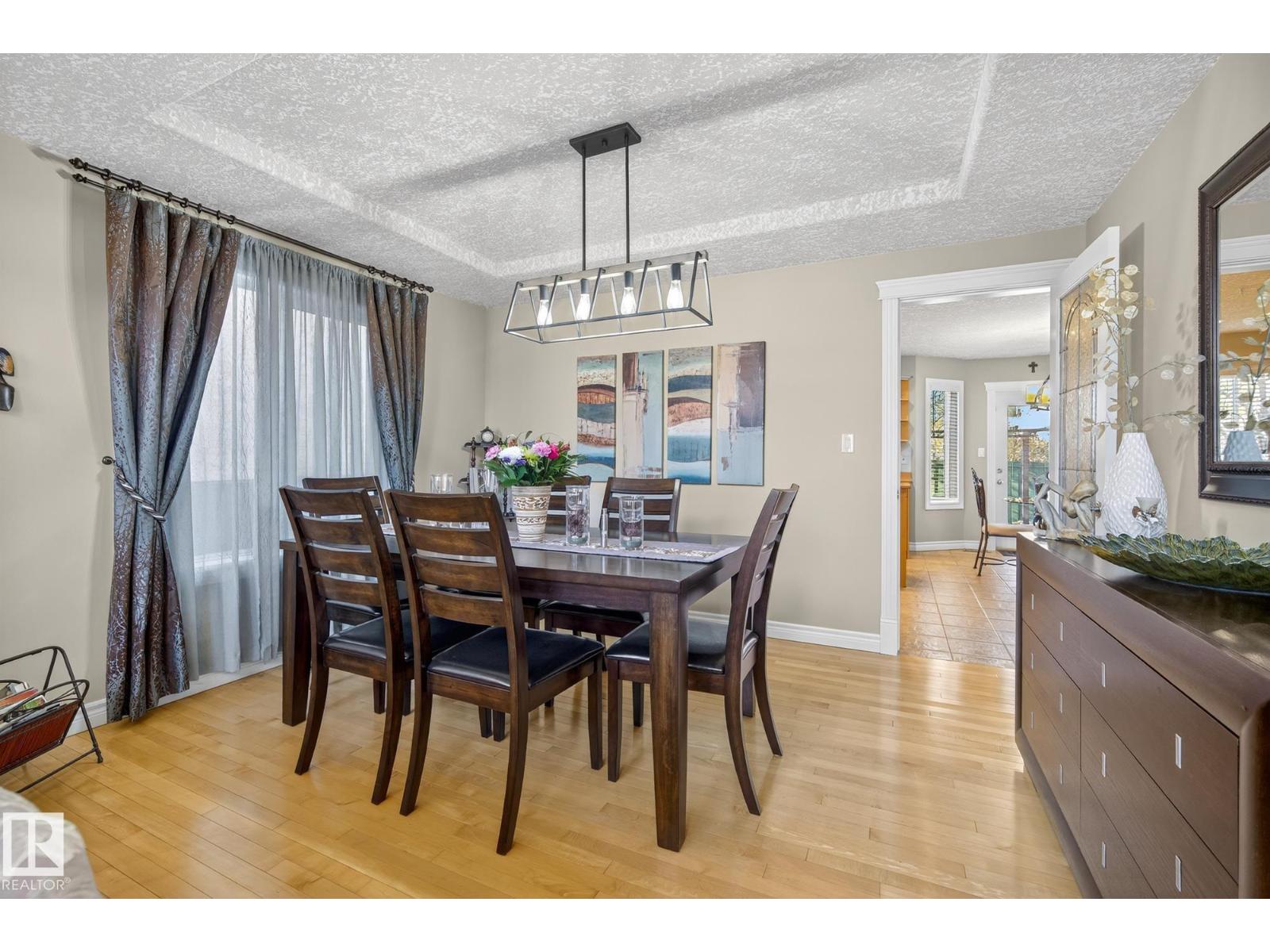 2078 Haddow Dr Nw, Edmonton, Alberta  T6R 3B8 - Photo 10 - E4464337