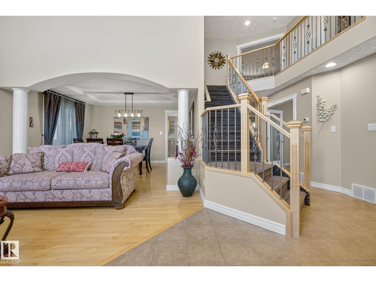 2078 Haddow Dr Nw, Edmonton, Alberta  T6R 3B8 - Photo 11 - E4464337