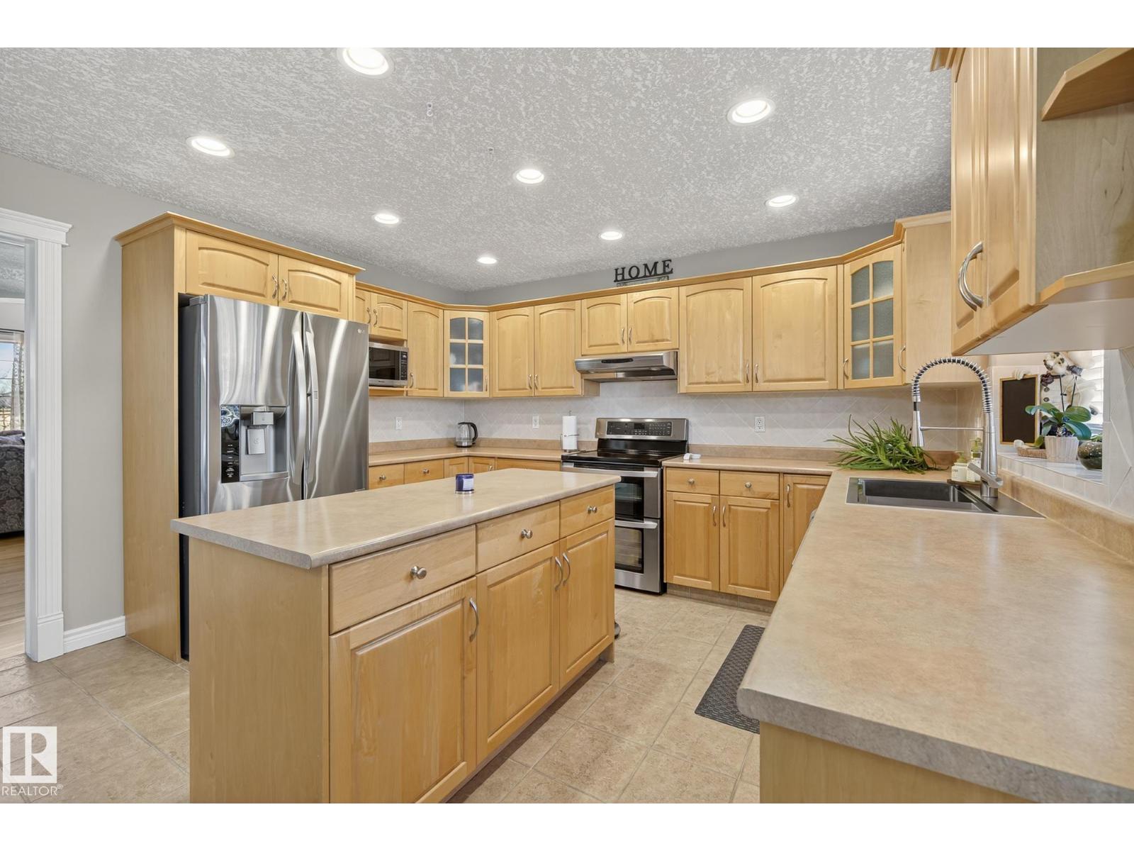 2078 Haddow Dr Nw, Edmonton, Alberta  T6R 3B8 - Photo 16 - E4464337