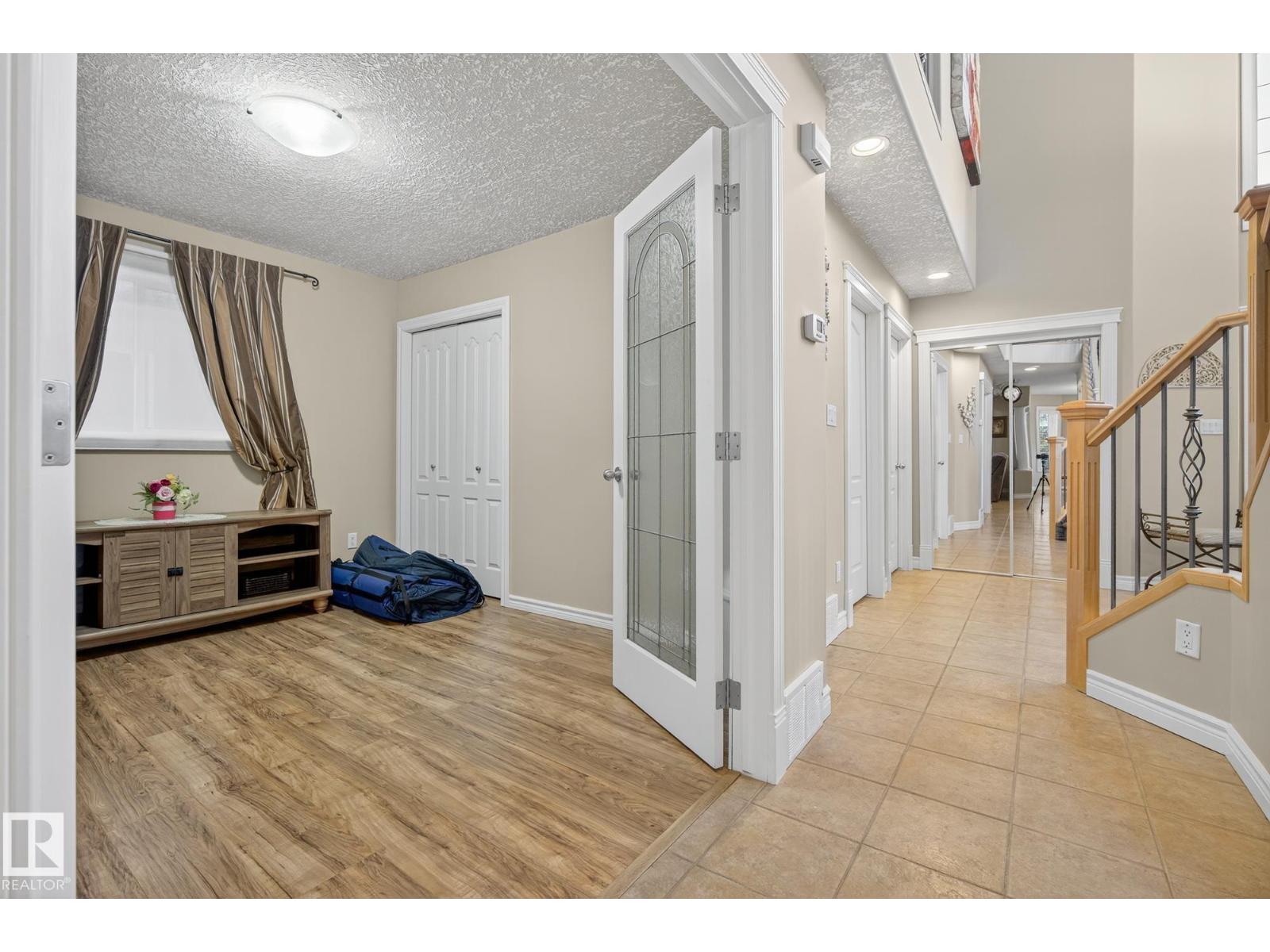 2078 Haddow Dr Nw, Edmonton, Alberta  T6R 3B8 - Photo 21 - E4464337