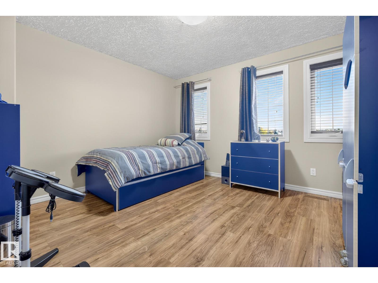 2078 Haddow Dr Nw, Edmonton, Alberta  T6R 3B8 - Photo 36 - E4464337