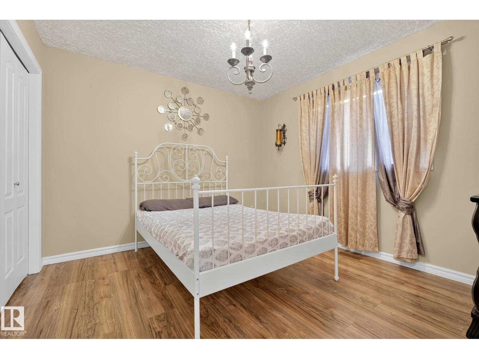 2078 Haddow Dr Nw, Edmonton, Alberta  T6R 3B8 - Photo 38 - E4464337