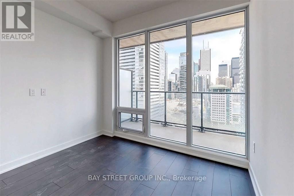 3911 - 125 Blue Jays Way, Toronto, Ontario  M5V 1J6 - Photo 14 - C12498456