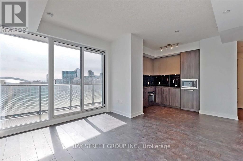 3911 - 125 Blue Jays Way, Toronto, Ontario  M5V 1J6 - Photo 5 - C12498456