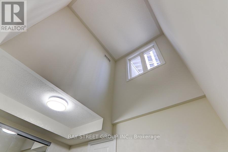 48 - 115 Harrison Garden Boulevard, Toronto, Ontario  M2N 0C9 - Photo 17 - C12498460