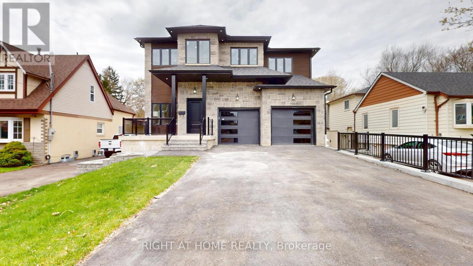 1988 ROYAL ROAD, Pickering, Ontario