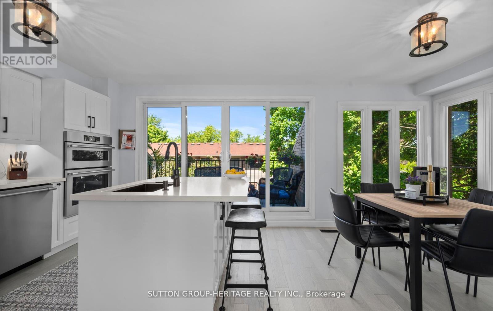 2 Cumberland Lane, Ajax, Ontario  L1S 7K4 - Photo 6 - E12498440