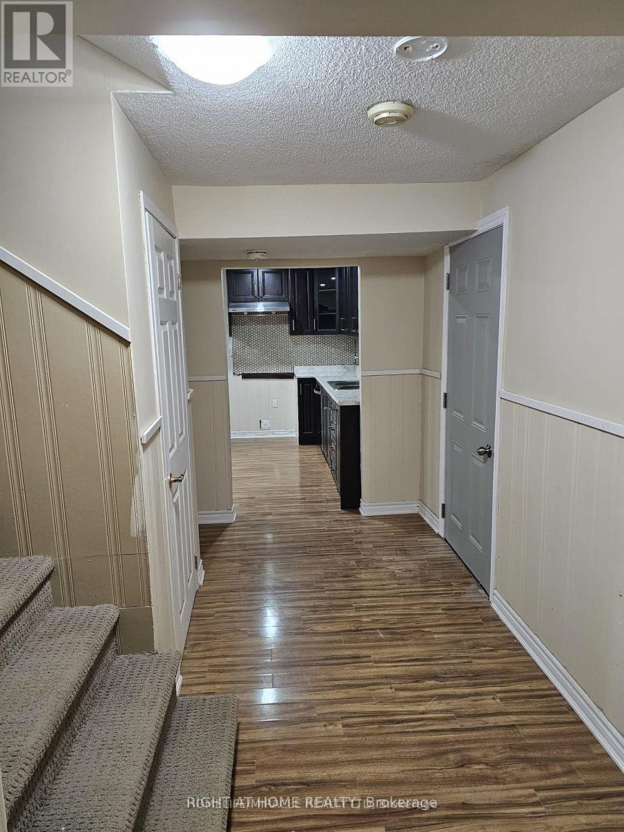 Bsmt - 730 Sheppard Avenue, Pickering, Ontario  L1V 1G5 - Photo 2 - E12498454