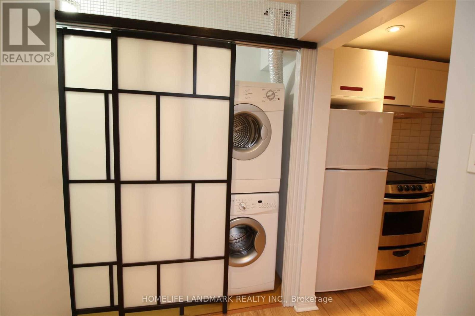 Lower - 21 Marsh Street, Richmond Hill, Ontario  L4C 7P2 - Photo 7 - N12498462