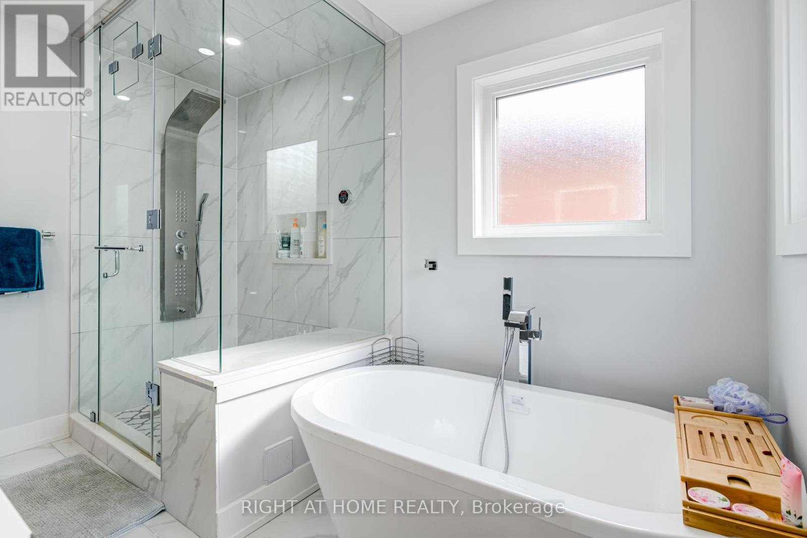 3 Forestgrove Circle, Brampton, Ontario  L6Z 4T2 - Photo 20 - W12498442