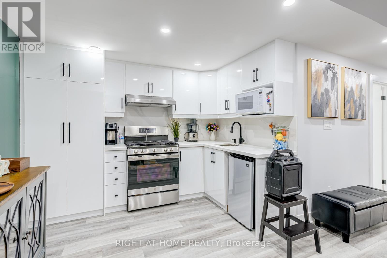 3 Forestgrove Circle, Brampton, Ontario  L6Z 4T2 - Photo 31 - W12498442