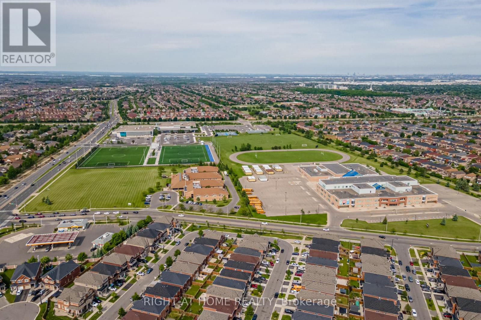 3 Forestgrove Circle, Brampton, Ontario  L6Z 4T2 - Photo 41 - W12498442