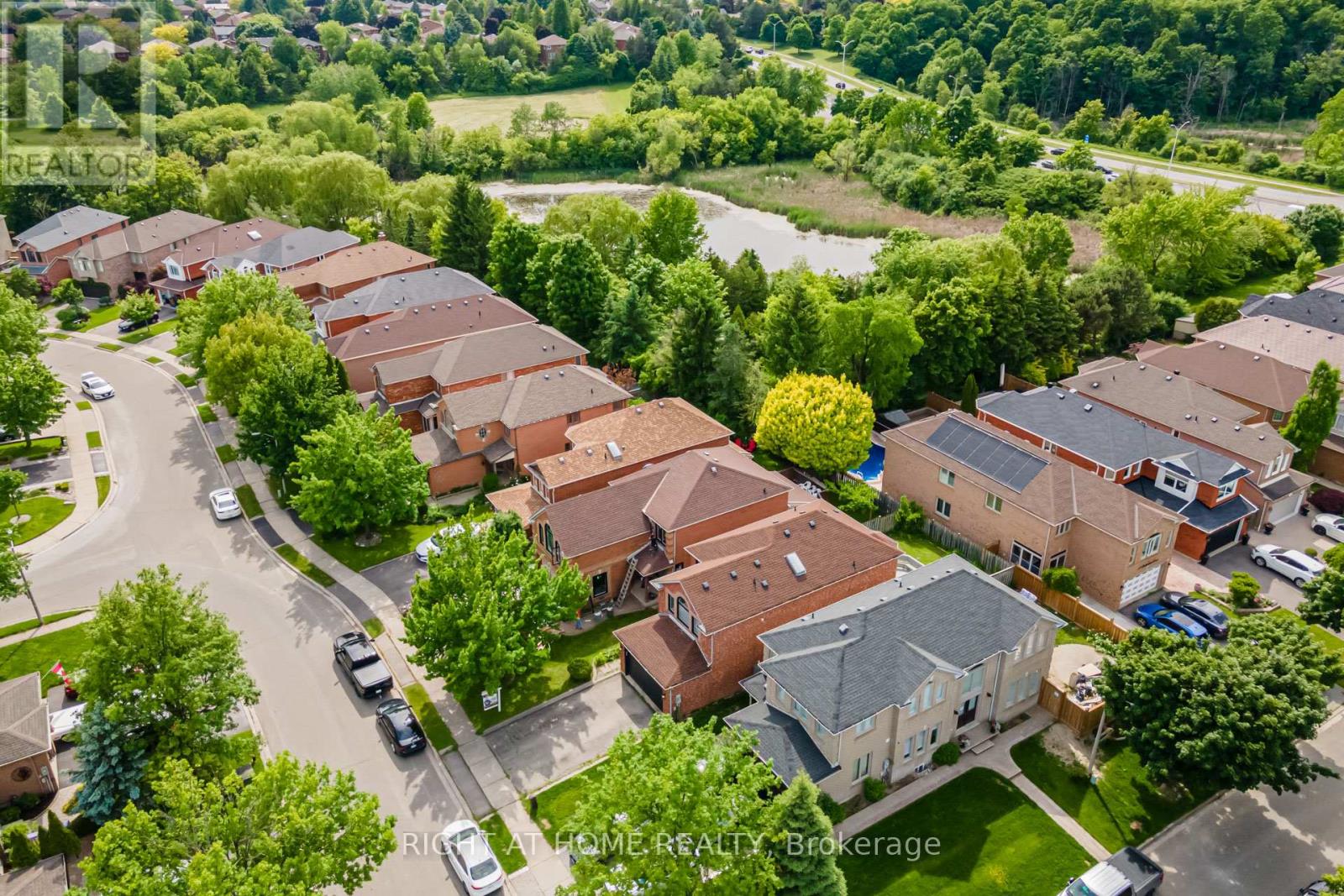 3 Forestgrove Circle, Brampton, Ontario  L6Z 4T2 - Photo 49 - W12498442