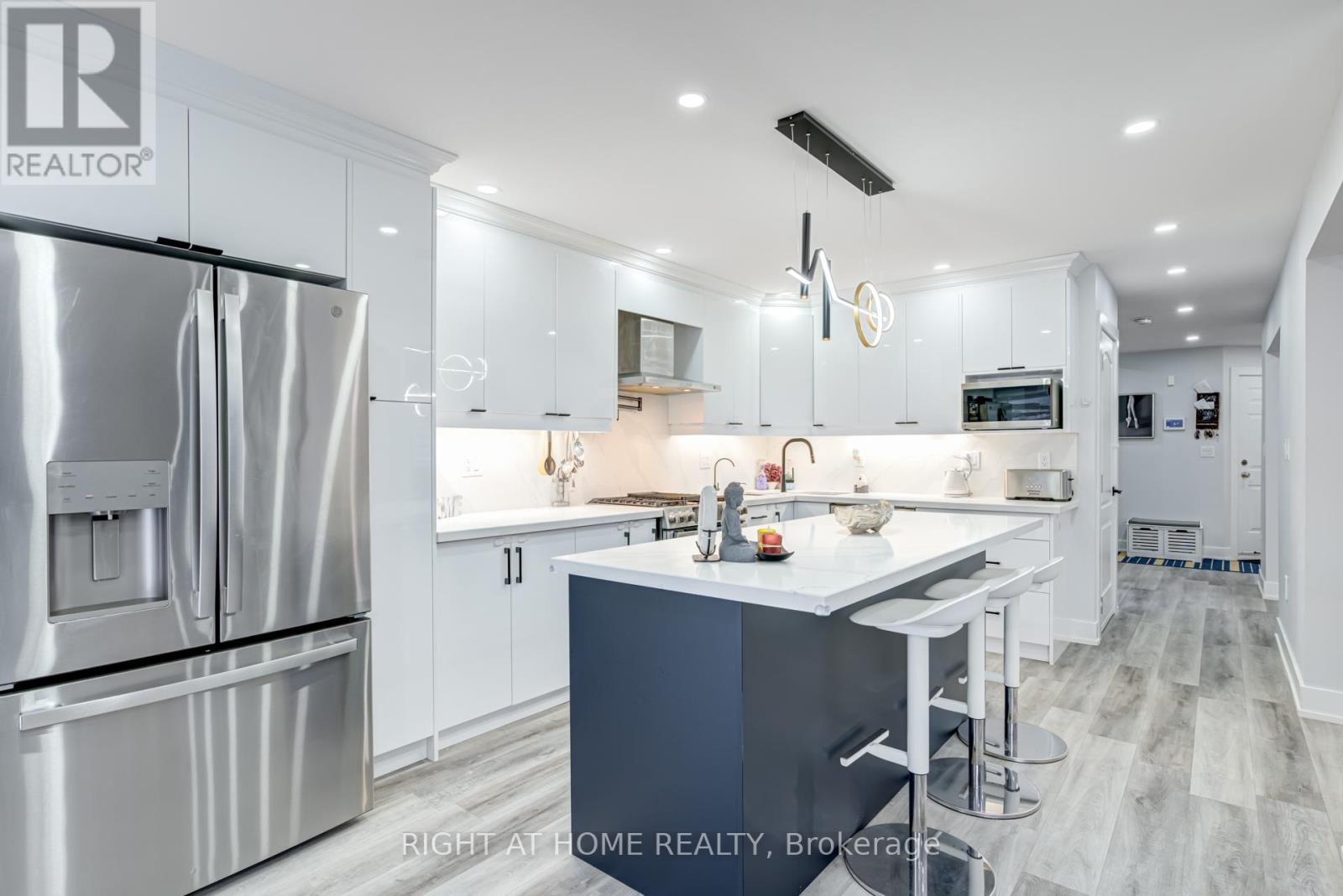 3 Forestgrove Circle, Brampton, Ontario  L6Z 4T2 - Photo 9 - W12498442