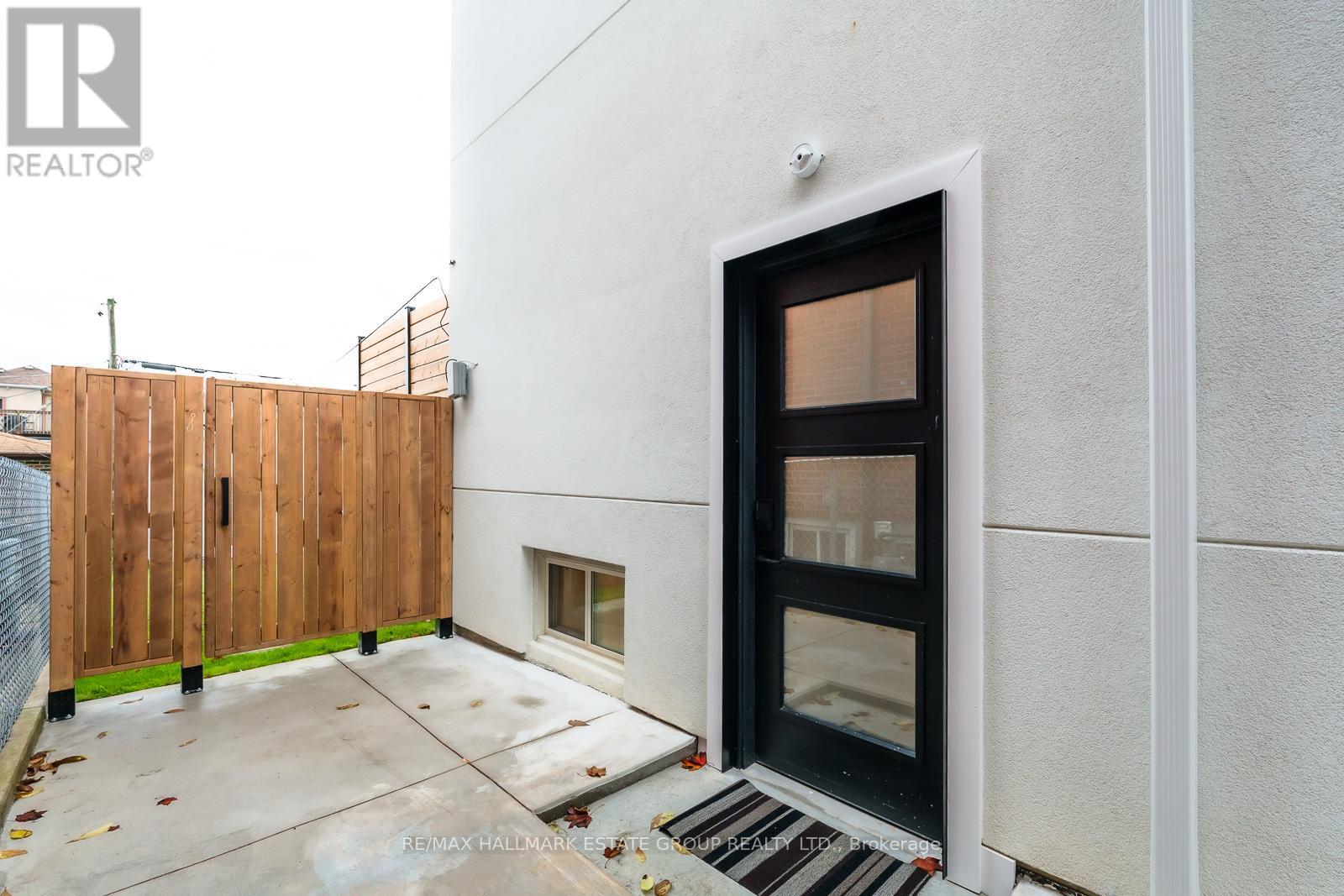 282 Earlscourt Avenue, Toronto, Ontario  M6E 4B8 - Photo 35 - W12498448