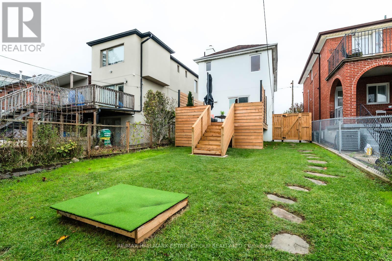 282 Earlscourt Avenue, Toronto, Ontario  M6E 4B8 - Photo 44 - W12498448