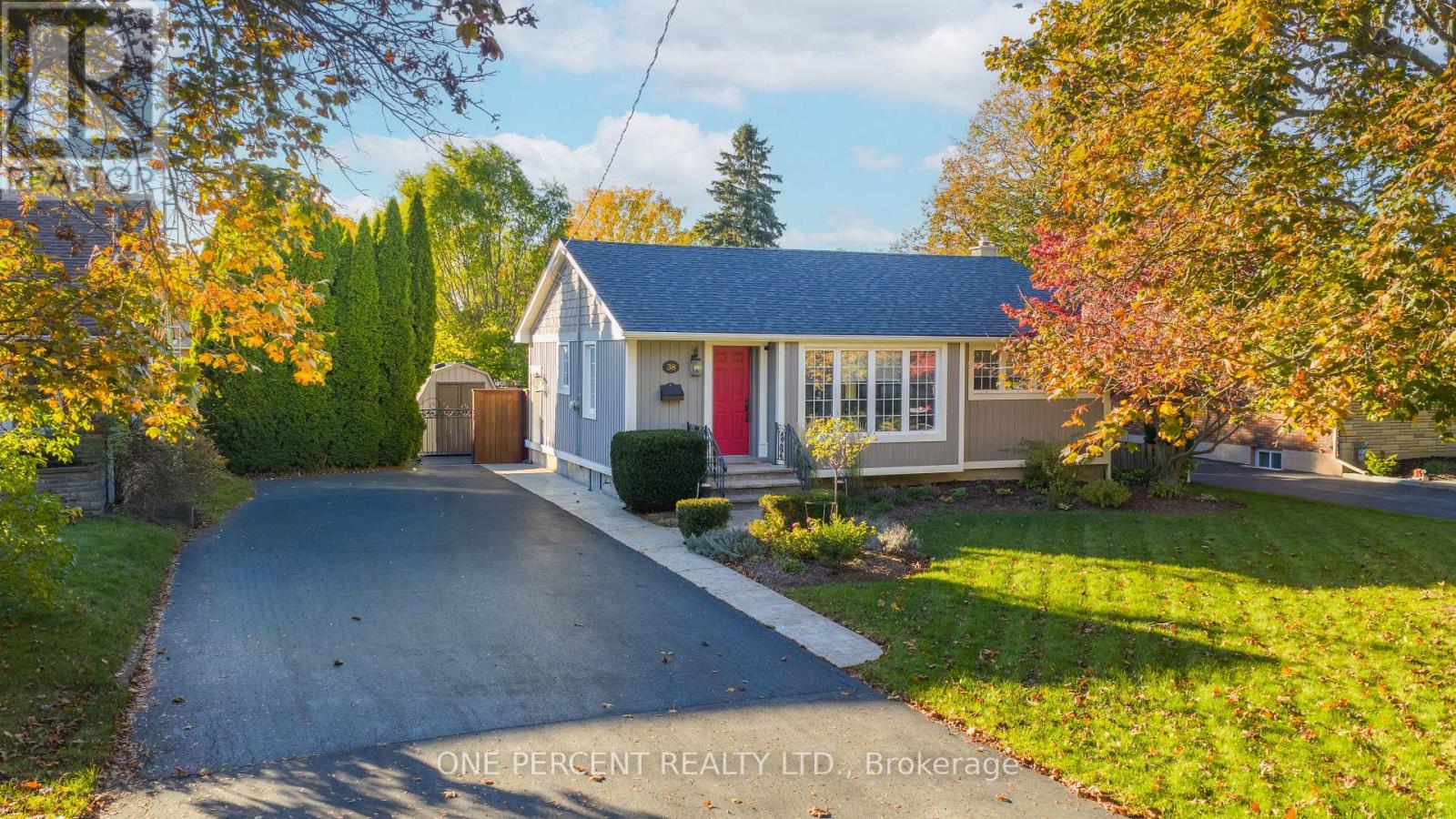 38 ALBANY DRIVE, St. Catharines, Ontario