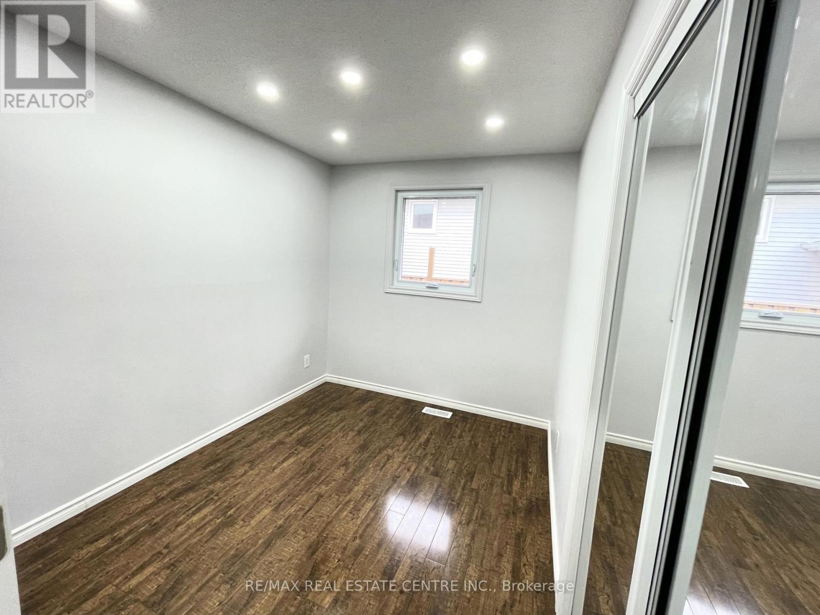 Upper Level - 5965 Crimson Drive, Niagara Falls, Ontario  L2G 7T7 - Photo 15 - X12498458