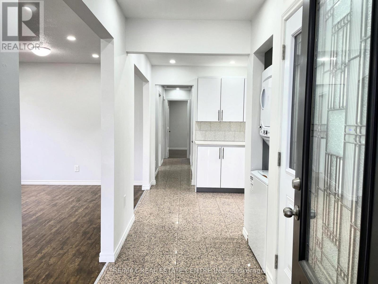 Upper Level - 5965 Crimson Drive, Niagara Falls, Ontario  L2G 7T7 - Photo 4 - X12498458