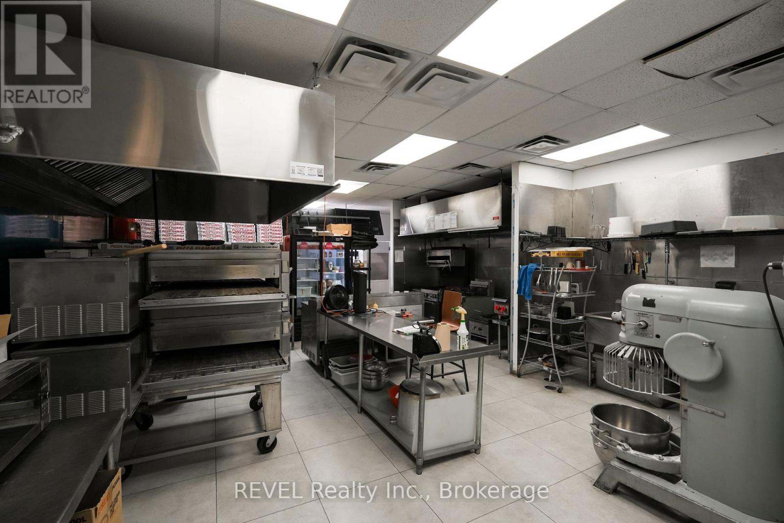 5 - 1001 Langs Drive, Cambridge, Ontario  N1R 7K7 - Photo 10 - X12498484