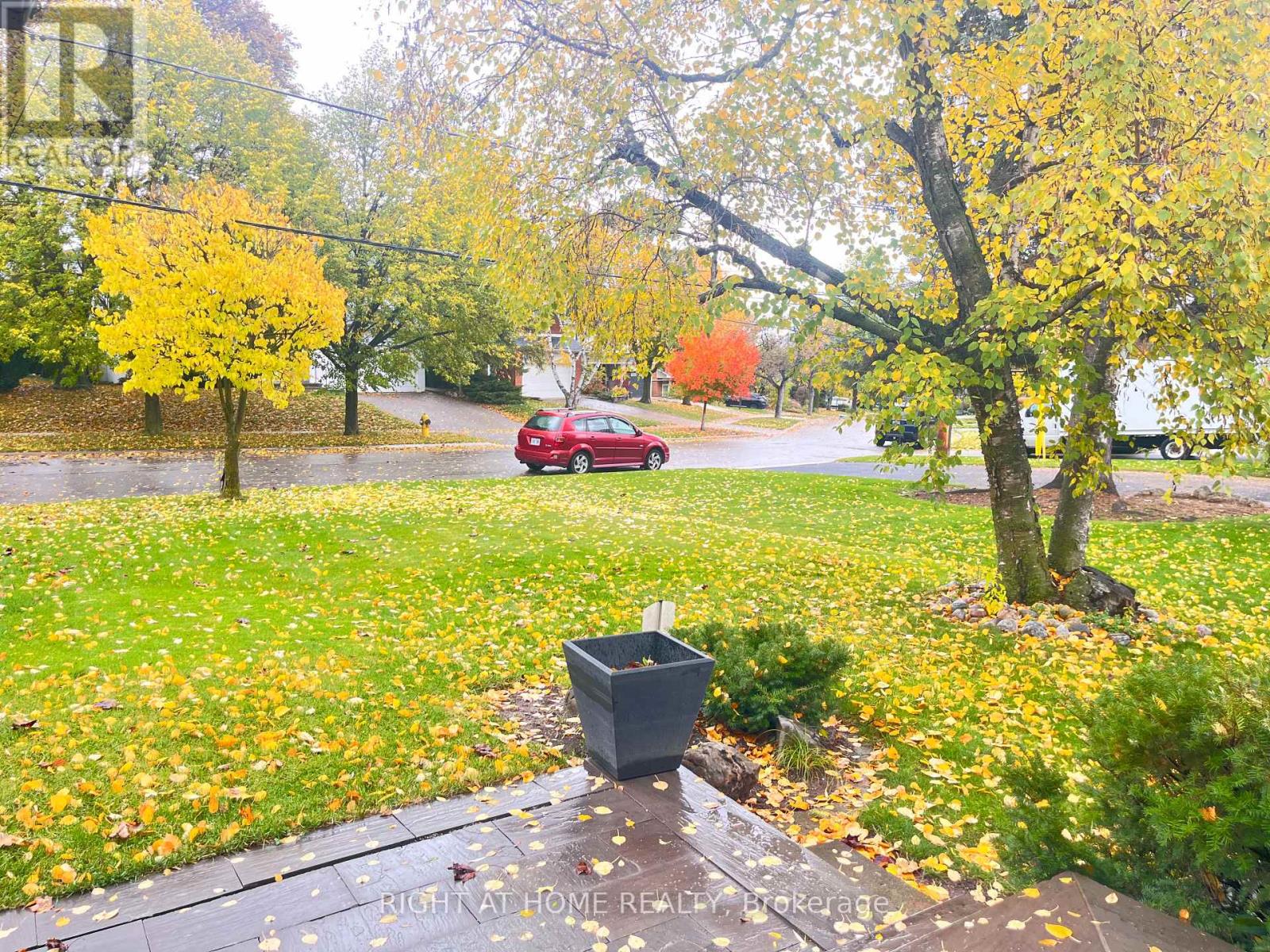 Main - 7 Warlock Crescent, Toronto, Ontario  M2K 2H8 - Photo 24 - C12498490