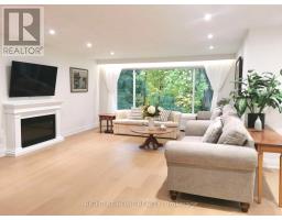 MAIN - 7 WARLOCK CRESCENT, Toronto, Ontario