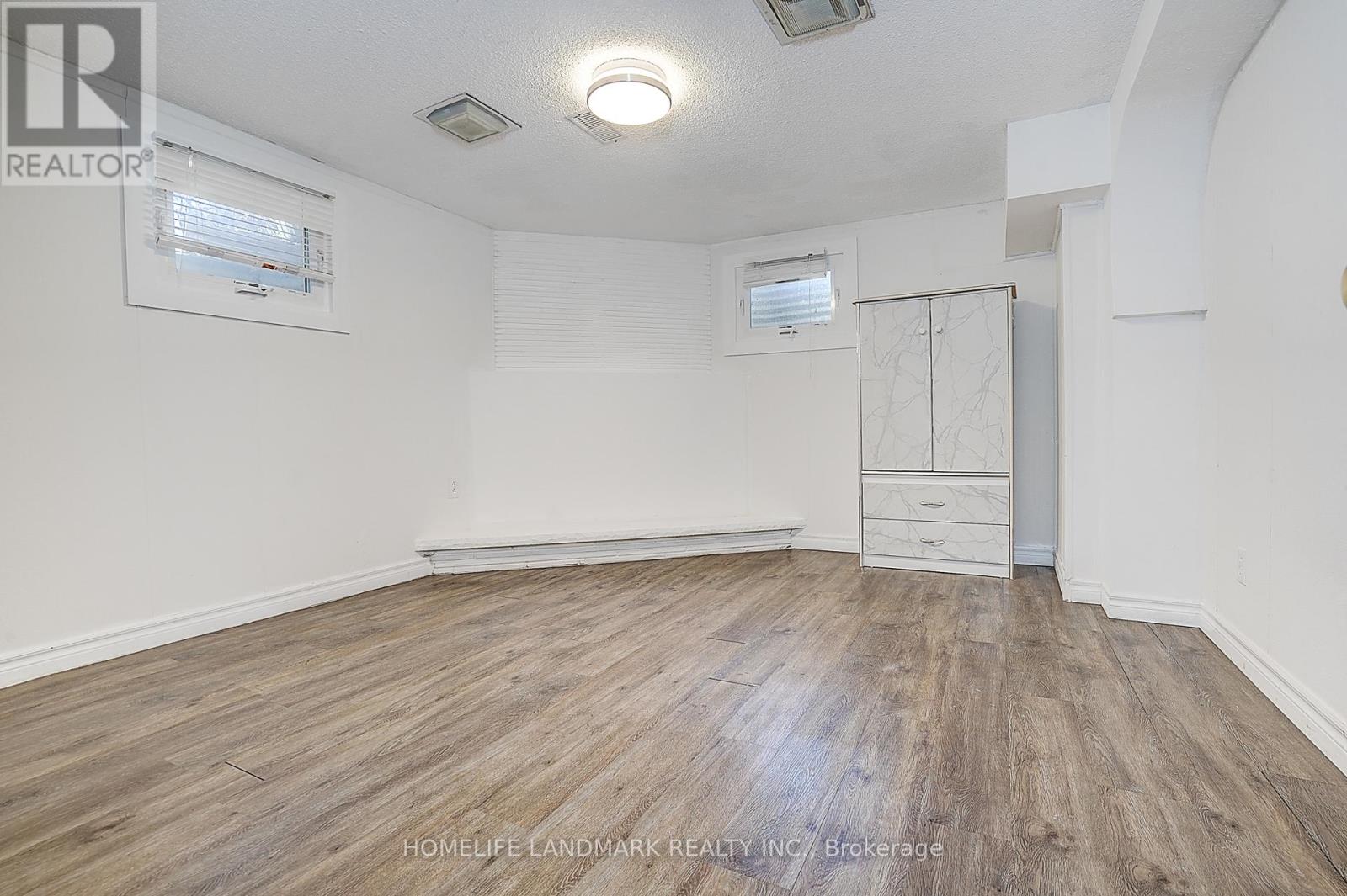 104 Tanjoe Crescent, Toronto, Ontario  M2M 1P7 - Photo 34 - C12498500