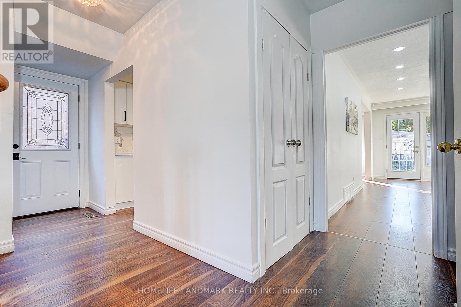 104 Tanjoe Crescent, Toronto, Ontario  M2M 1P7 - Photo 6 - C12498500