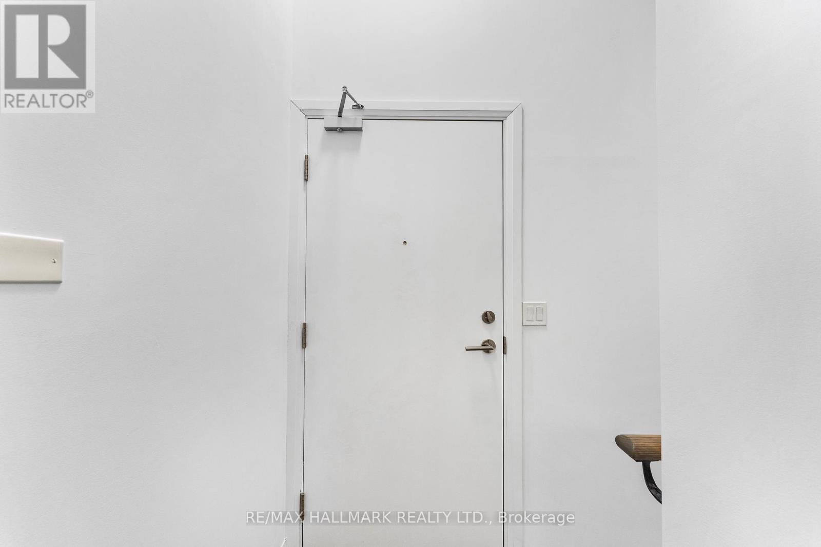 Th 103 - 2301 Danforth Avenue, Toronto (East End-Danforth), Ontario  M4C 1K5 - Photo 15 - E12498492