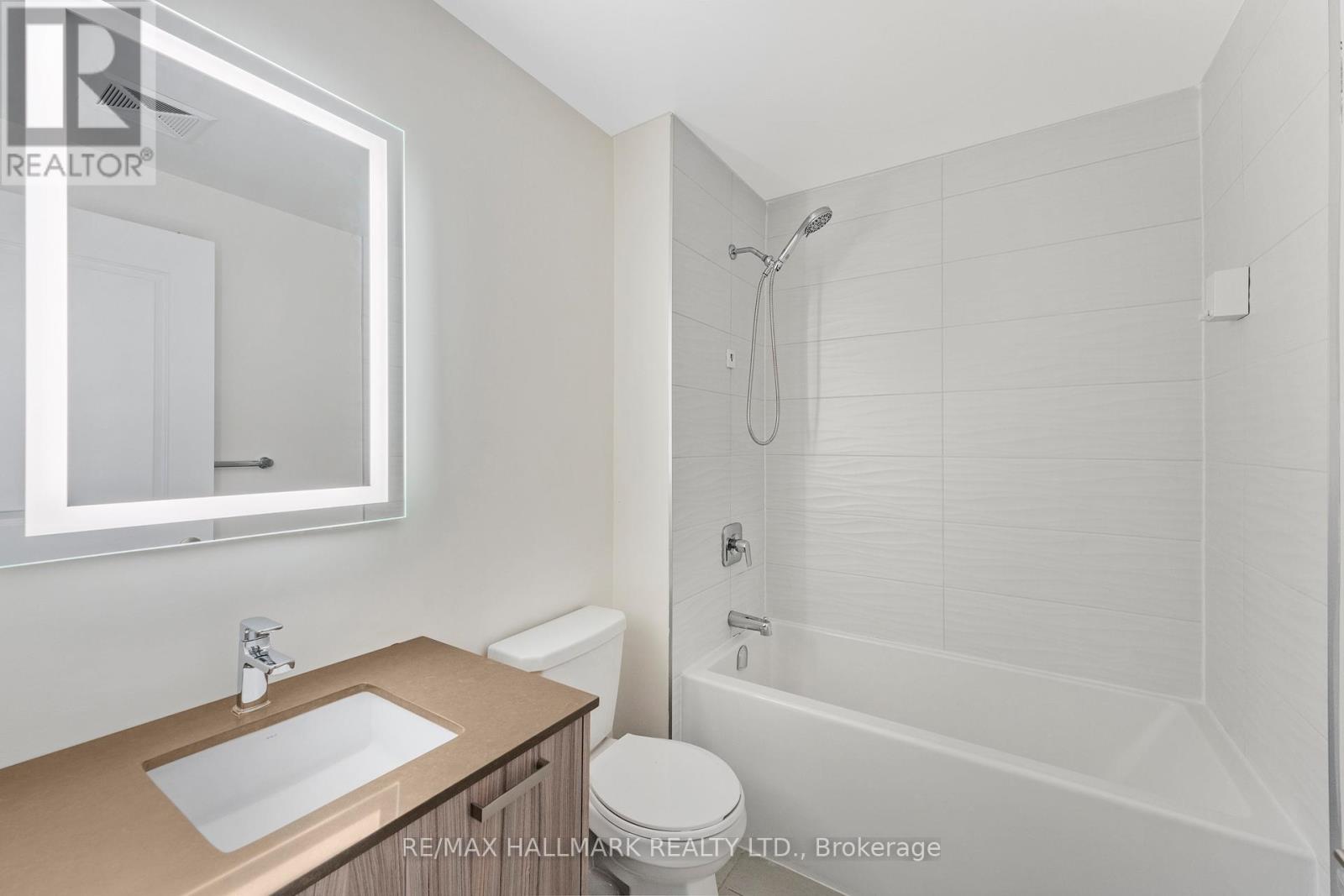 Th 103 - 2301 Danforth Avenue, Toronto (East End-Danforth), Ontario  M4C 1K5 - Photo 17 - E12498492
