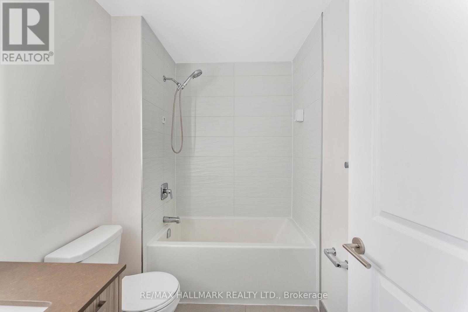 Th 103 - 2301 Danforth Avenue, Toronto (East End-Danforth), Ontario  M4C 1K5 - Photo 18 - E12498492