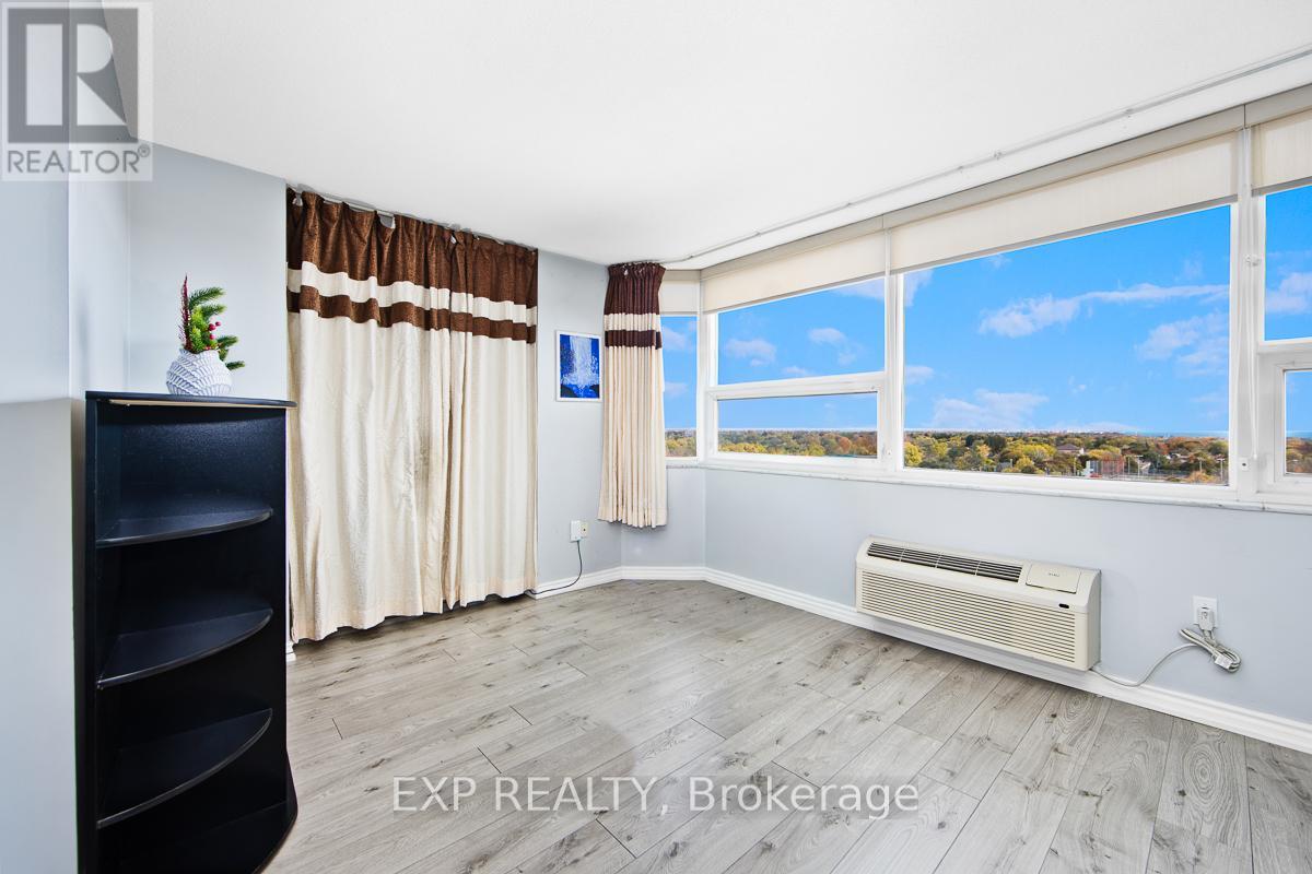 1111 - 121 Ling Road, Toronto, Ontario  M1E 4Y2 - Photo 8 - E12498498