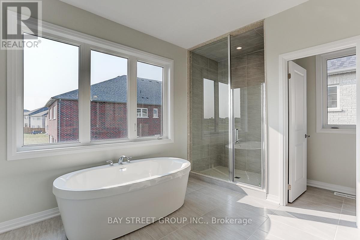 1580 Sharpe Street, Innisfil, Ontario  L9S 0R3 - Photo 12 - N12498470