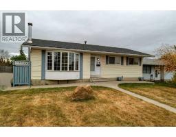 24 Rundleson Way NE Rundle