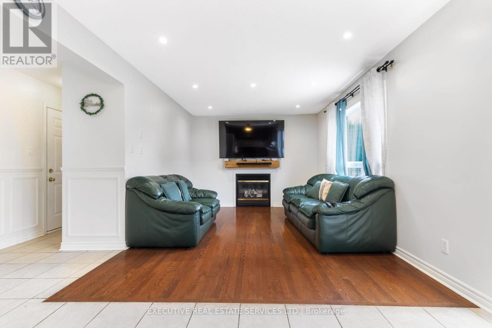 58 Mcmaster Road, Orangeville, Ontario  L9W 5K8 - Photo 12 - W12498472